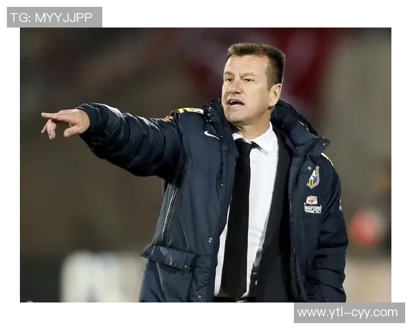 悼念足球界传奇人物他在绿茵场上的辉煌成就与永恒记忆